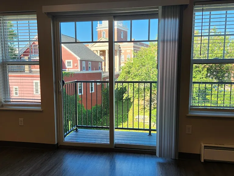Foster's Place — Photo 31
