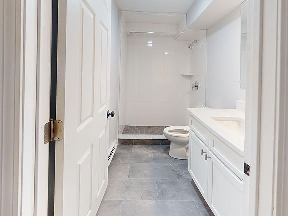 2nd image of 140 Cottage St APT 1L