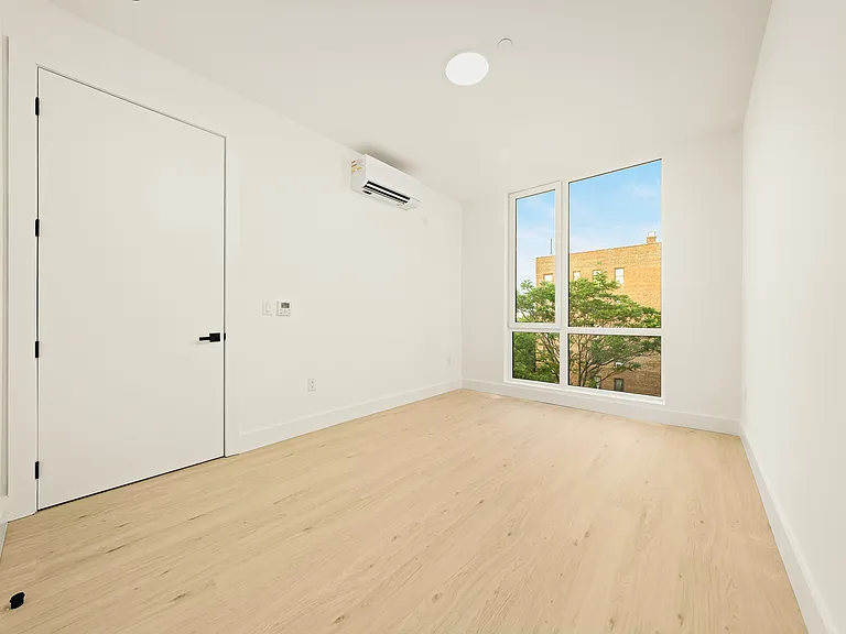 733 Lincoln Pl #1319 — Photo 7