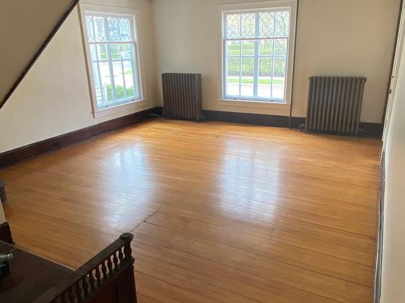 4th image of 276 Caroline St #276W