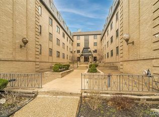 4355 Maryland Ave APT 422, Saint Louis, MO