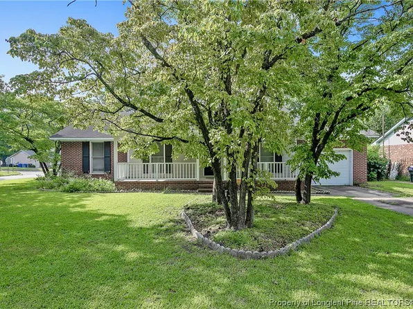 7001 Maracay Ct, Fayetteville, NC 28314