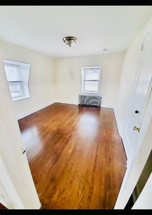 1st image of 49 Cottage Pl