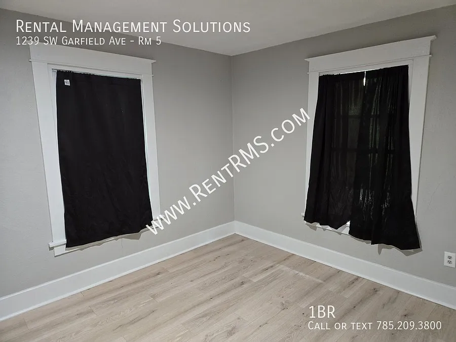 1239 SW Garfield Ave Rm 5 — Photo 2