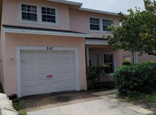 647 Latona Ave, Lake Worth, FL 33460