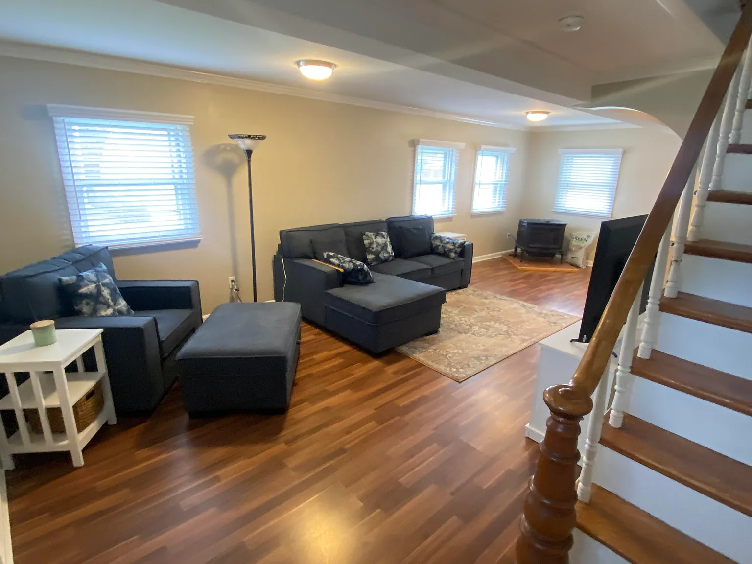 4 bed, 1841 sqft, $2,200 — Photo 3