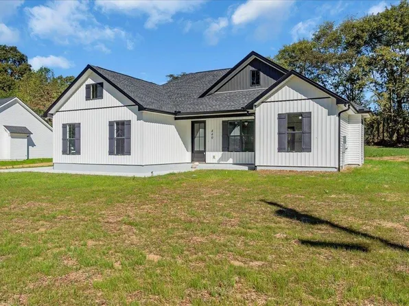 440 Sherwood Dr, McMinnville, TN 37110