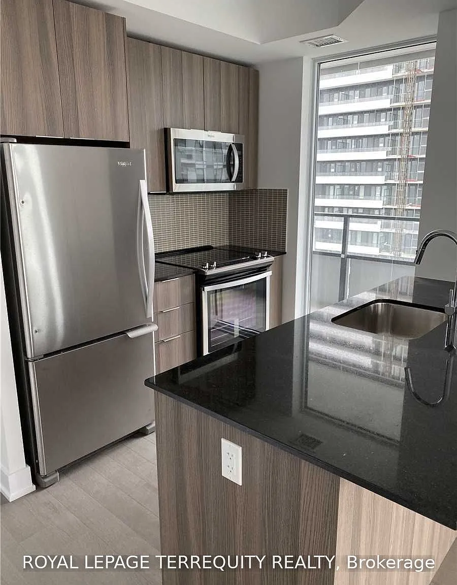 2 bed, $3,200 — Photo 3