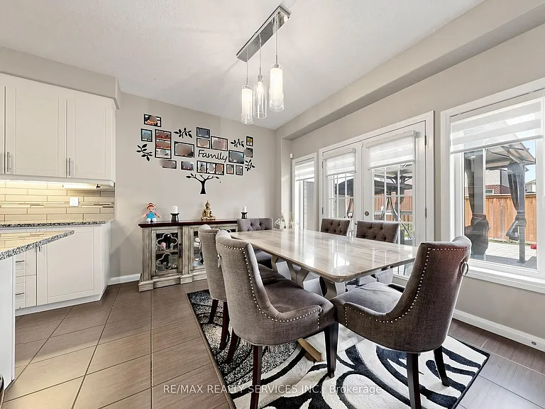 291 Hardcastle Dr — Photo 15