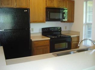 5601 Hunters Valley Ct APT L, Saint Louis, MO 63129