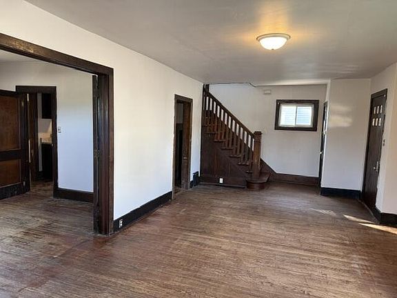 5th image of 7229 Sheridan ROAD
