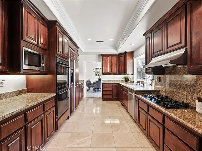 2821 Copa De Oro Dr — Photo 13