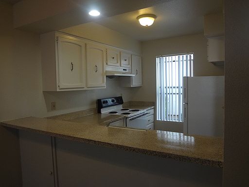 5th image of 4725 Marconi Ave APT 14