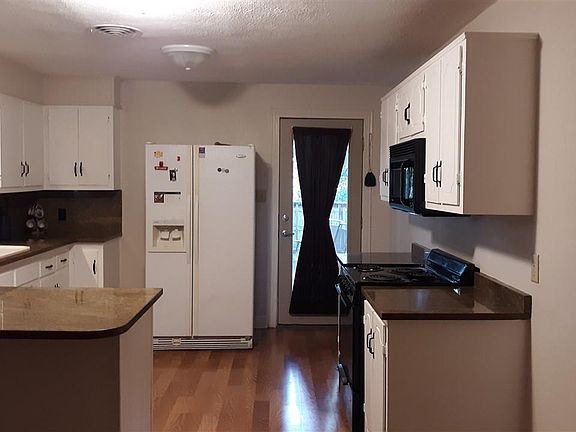 3rd image of 1040 S 12th St