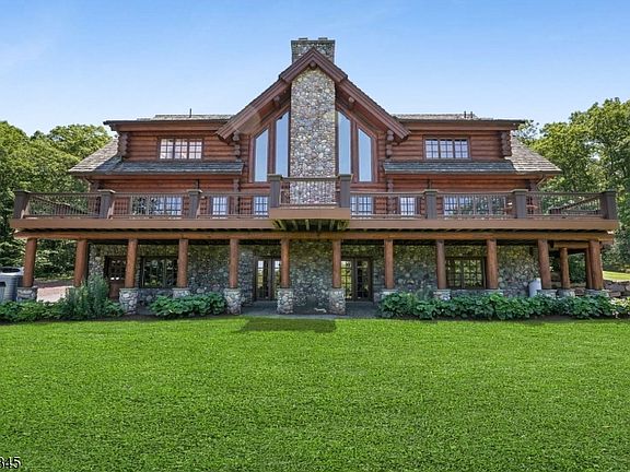 4th image of 1132 Green Pond Road