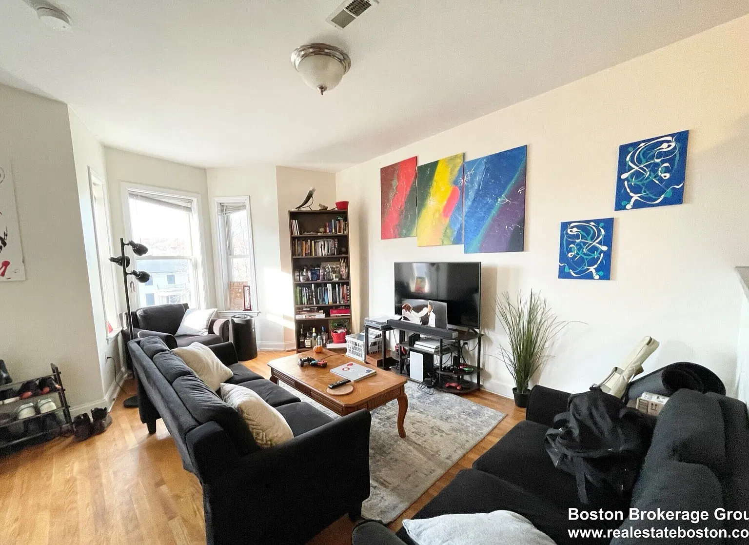 147 Marcella Street Apartments — Photo 3