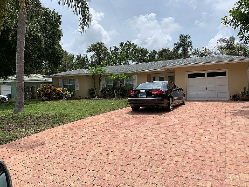 1st image of 41 S Wind Dr