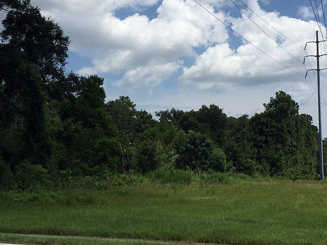 1st image of 162 Crispen Blvd