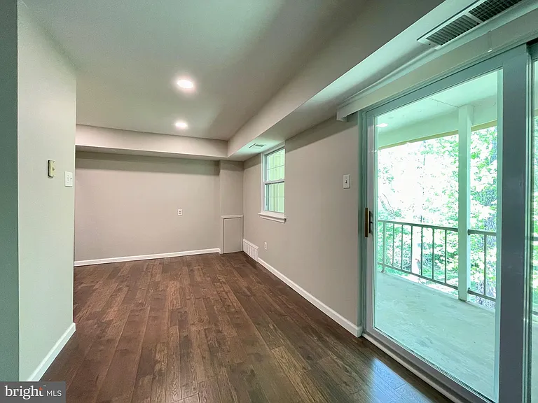 21 Shannon Dr — Photo 5