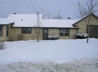 21 E Water St, Montello, WI 53949