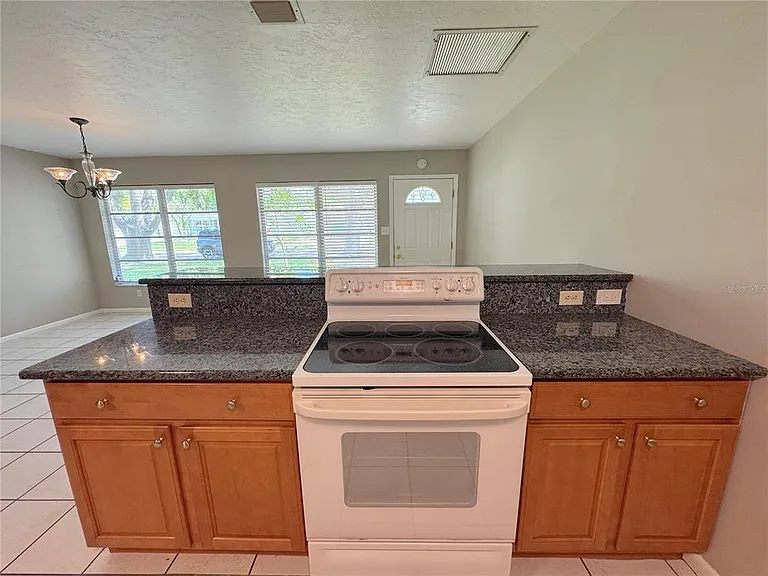 3883 Hawkeye Cir — Photo 5