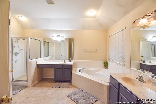222 Tapwood Ln — Photo 33