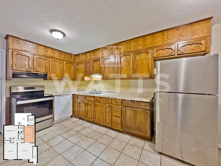 3229 Westbrook Dr #201 — Photo 4