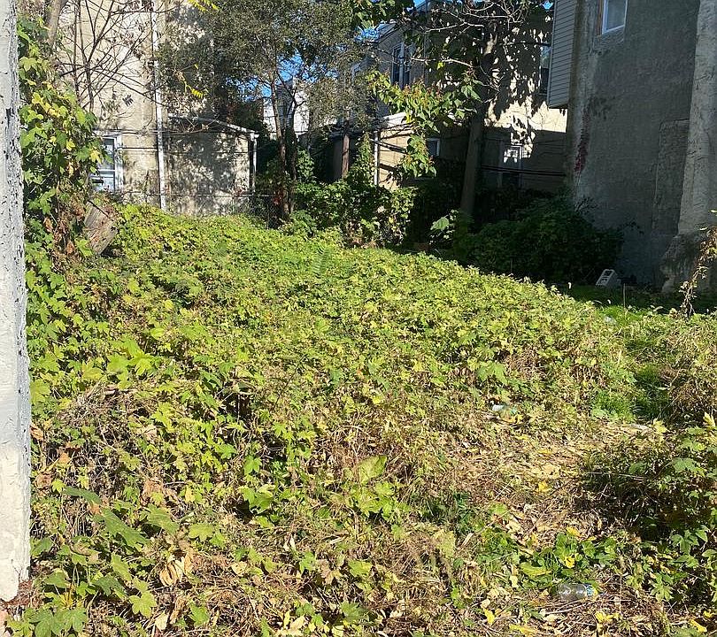 2nd image of 5421 Market St