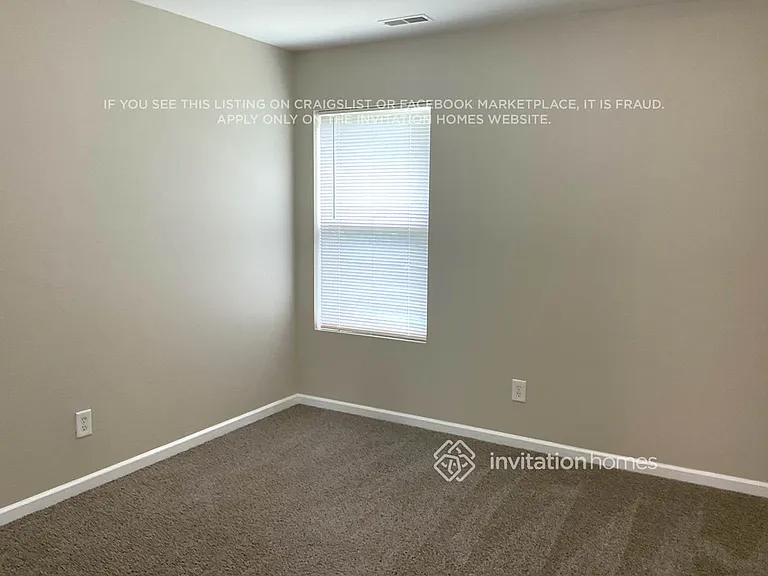 3832 Broadwater Ct — Photo 9