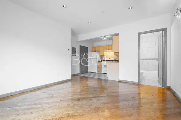 Rented by Brick&Mortar | media 30