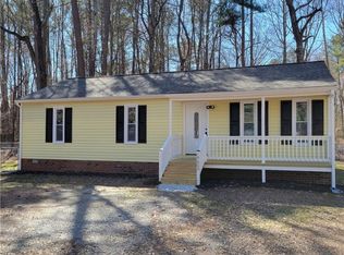 19605 Foxbrook Dr, South Chesterfield, VA 23834