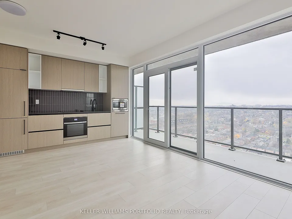 1285 Dupont St #2406