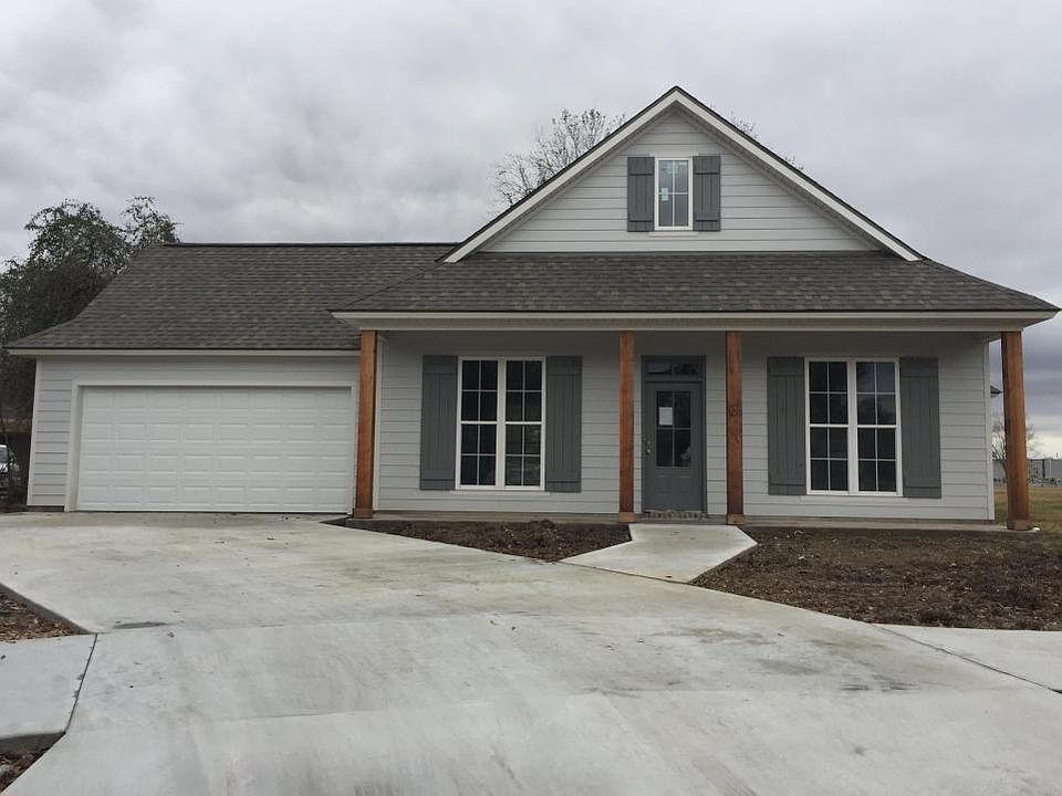 1st image of 104 Buttonwood Dr
