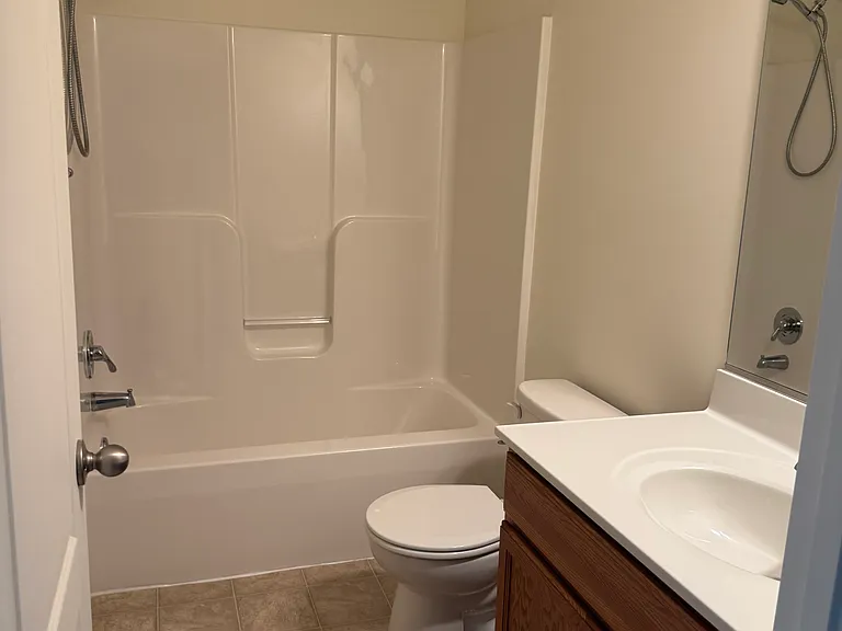 81 Private Ct — Photo 2