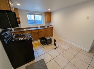 554 E 900th St S #B, Springville, UT 84663
