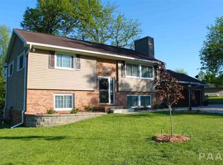 4600 S King Arthur Ct, Mapleton, IL 61547