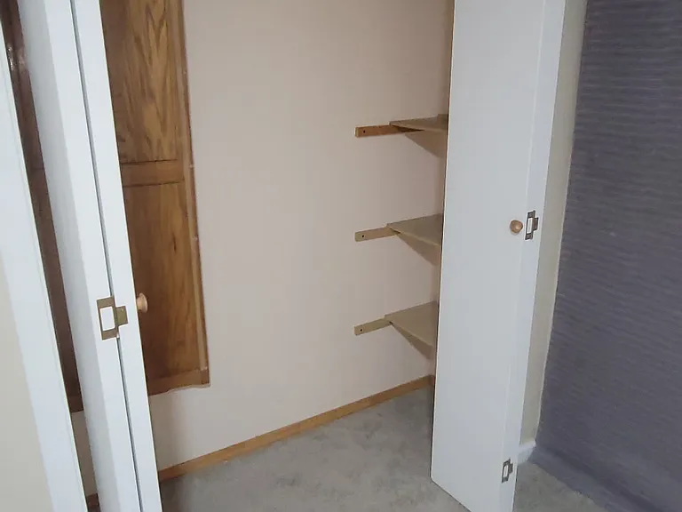 616 N Freestone Cir — Photo 38