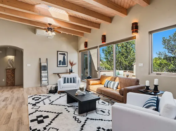 48 Sundance Dr, Santa Fe, NM 87506