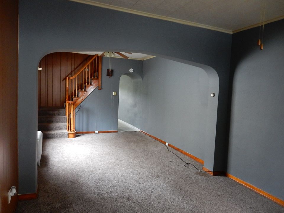 1st image of 346 E Columbia Ave