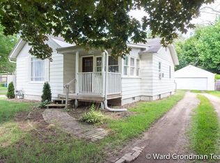 1104 Kusterer Ave NW, Grand Rapids, MI 49534
