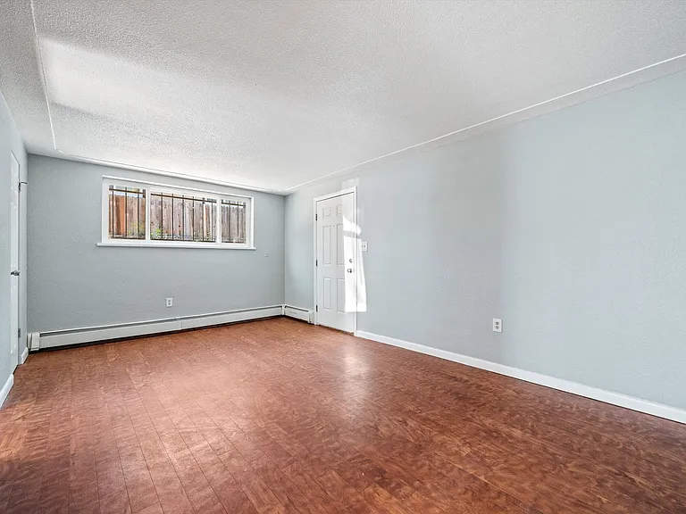 1634 Boston St — Photo 7
