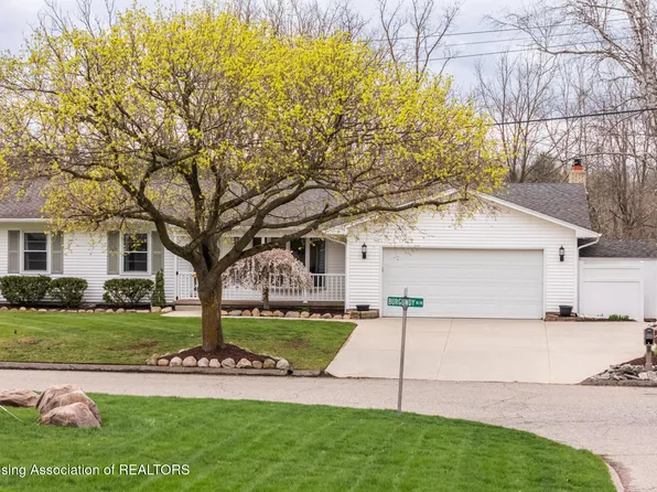 10082 Burgundy Blvd, Dimondale, MI 48821