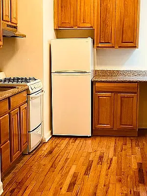 Rented by City Connections Realty | media 9