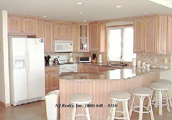 3rd image of 6717 Pleasure Ave S #A