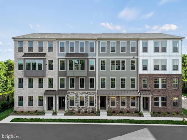 1106A Dabney Dr, Manassas Park, VA 20111