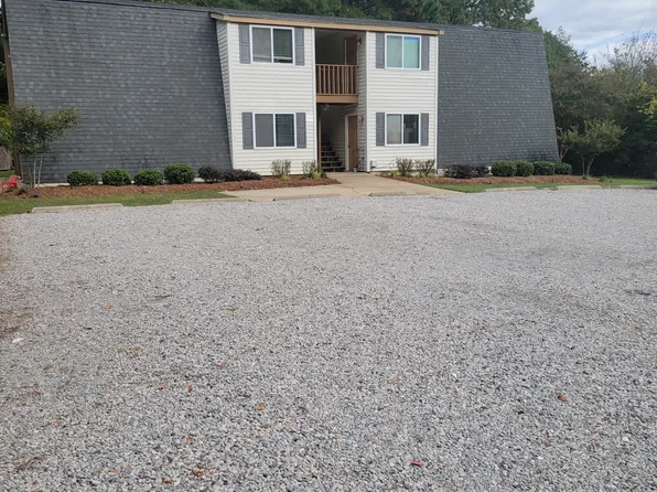 612 Germaine St APT A, Apex, NC 27502
