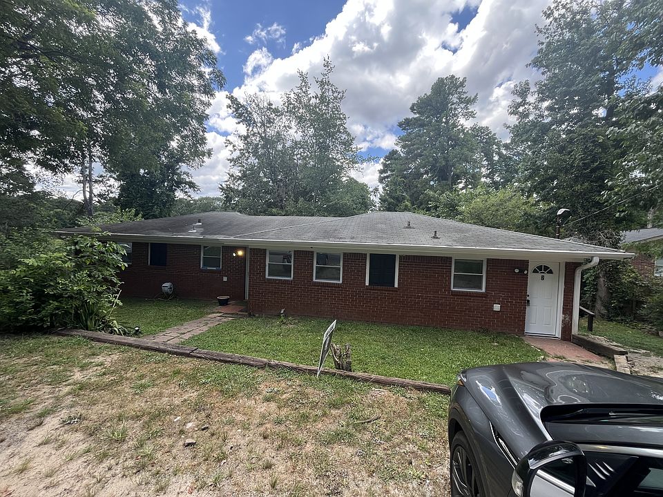 1st image of 108 S Woodland Dr