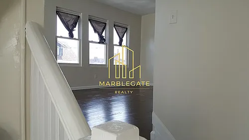 141 Goodwin Ave Photo 1