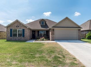 7307 Devonshire Ave, Springdale, AR 72762