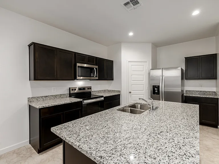 2850 W Sheppard Ave — Photo 5